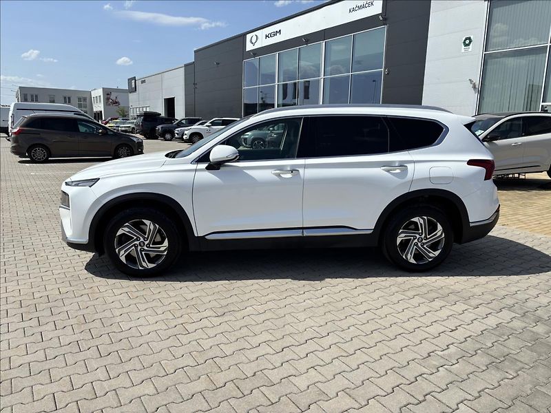 Hyundai Santa Fe 2,2 CRDi Style 4x4 DCT 142kW - fotka 2 z 50