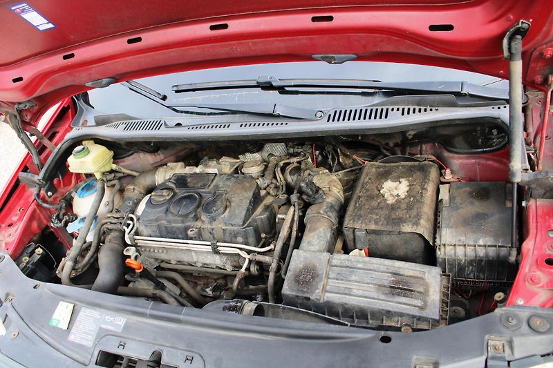Volkswagen Caddy (2008) 1,9TDI MAXI TAŽ.ZAŘÍZENÍ   - fotka 15 z 15