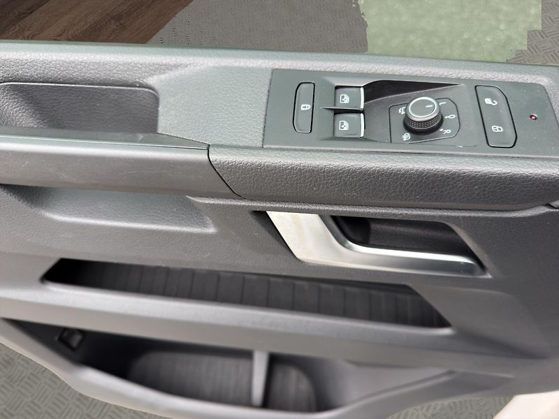 Volkswagen Multivan (2020) 110KW DSG TAŽNÉ TOP STAV  - fotka 12 z 27