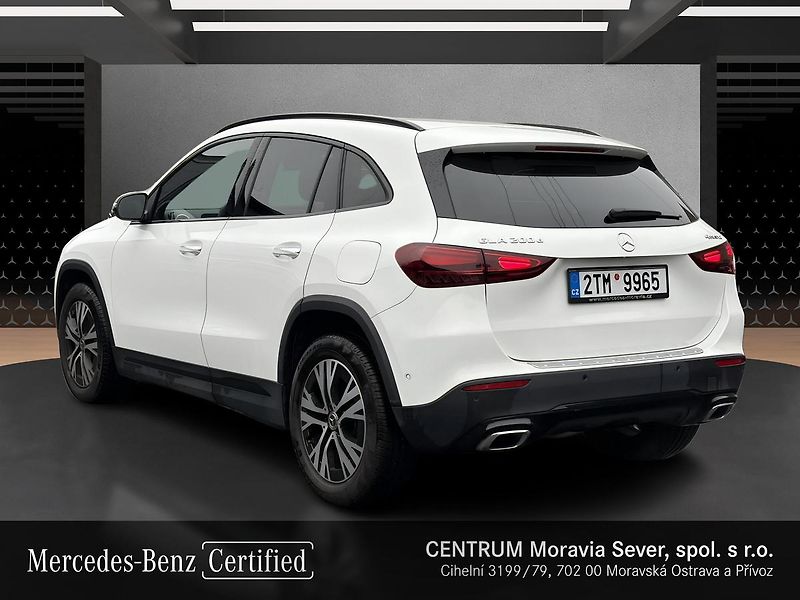 Mercedes-Benz GLA 200d 4MATIC, CZ, 1.majitel - fotka 3 z 16
