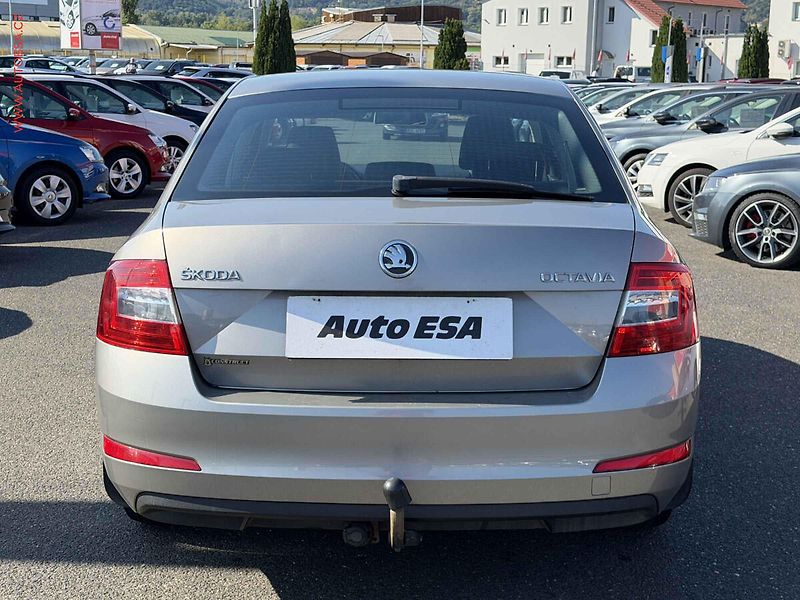 Škoda Octavia (2013) 1.2 TSi, 1.maj,ČR, AC, TZ - fotka 5 z 15