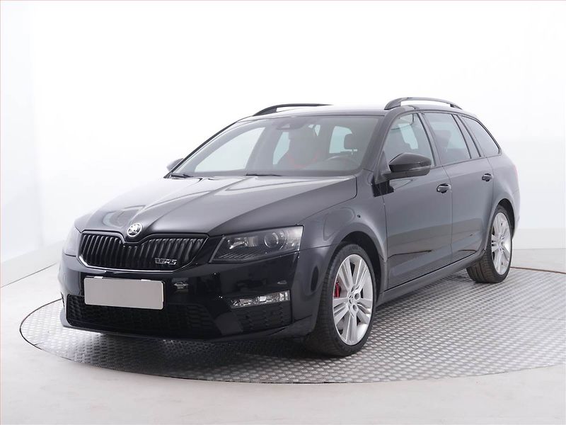 Škoda Octavia (2015) RS 2.0 TSI, Automat - fotka 2 z 22