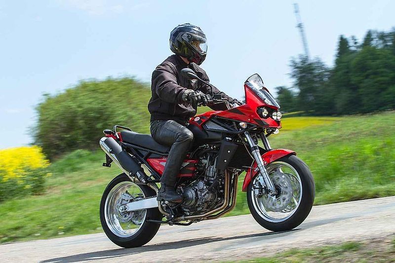 Jawa 350 Retro.