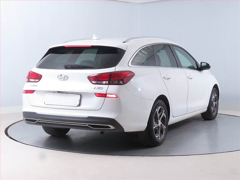 Hyundai i30 (2021) 1.6 CRDi, ČR,1.maj, Tempomat - fotka 5 z 14