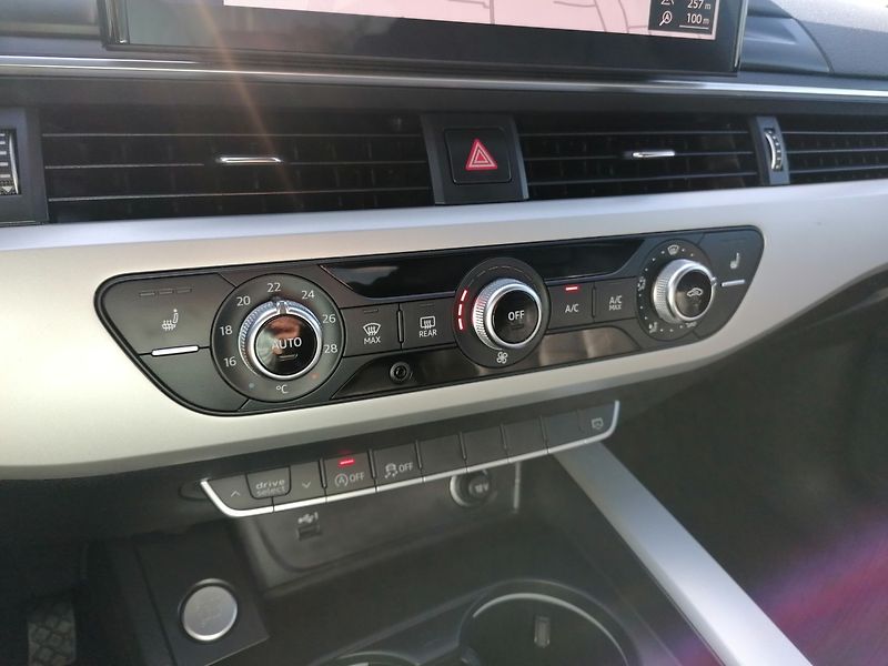 Audi A5 (2021) Sportback 2.0 35TDi S-Tronic - fotka 12 z 28