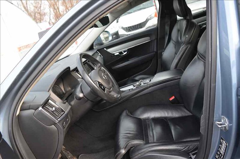 Volvo V90 (2017) CROSS COUNTRY D5 2,0 AWD - fotka 19 z 24