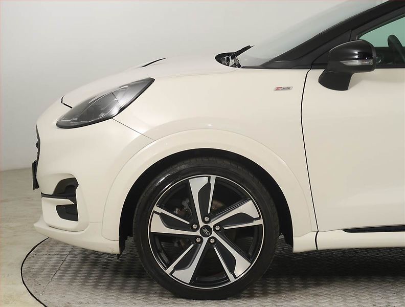 Ford Puma (2020) ST-Line 1.0 EcoBoost - fotka 15 z 20