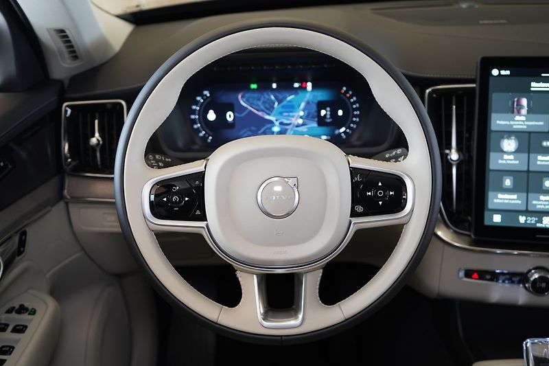 Volvo XC90 B5 PLUS Dark, Vzduch, 360° - fotka 25 z 53