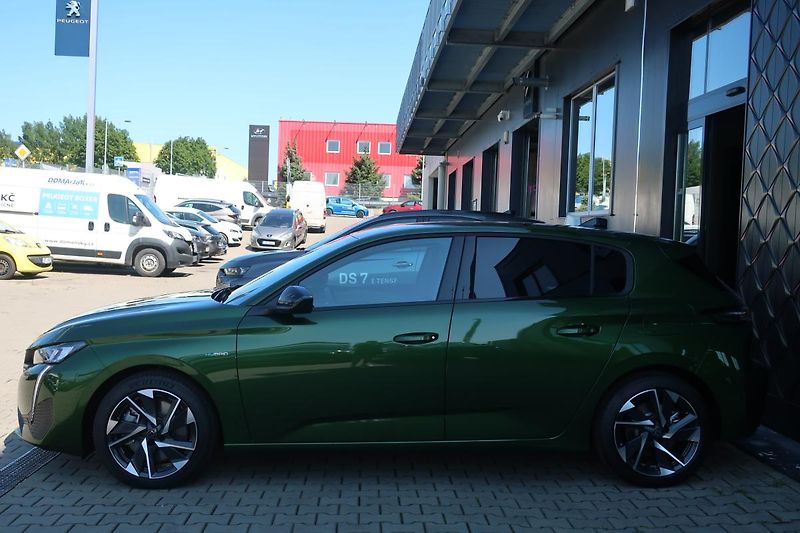 Peugeot 308 e-ALLURE PACK HYBRID 180EAT8 - fotka 2 z 8