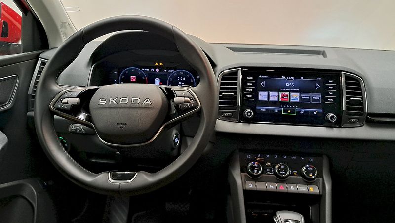 Škoda Karoq (2025) Top Selection 1,5 TSI 110 kW - fotka 5 z 22