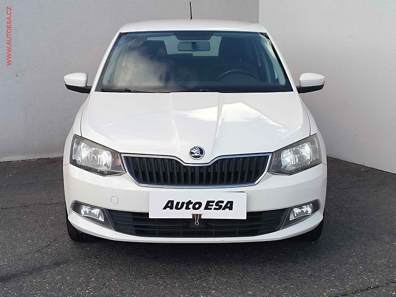 Škoda Fabia (2015) 1.2 TSi, 1.maj,ČR, Ambition - fotka 2 z 16