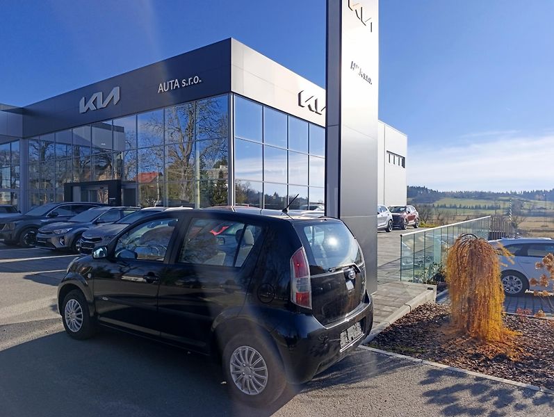 Subaru Justy 1.0i - fotka 9 z 12