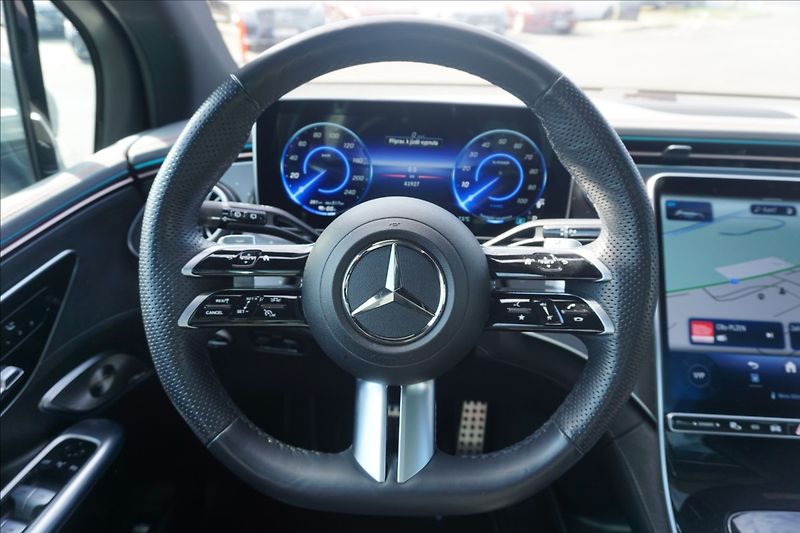 Mercedes-Benz EQE 0,0 350 4M  350 4M SUV - fotka 9 z 24