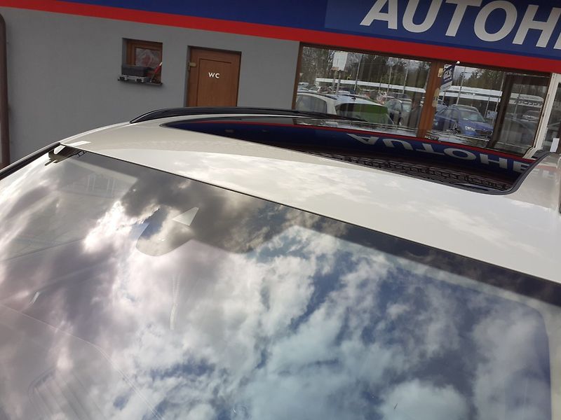 Volkswagen Touareg (2023) 3.0 V 6 TDi R-Line - fotka 47 z 50