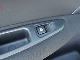 Peugeot 308 (2010) 1.6i, 1.maj,ČR, AC, tempo - náhled 12