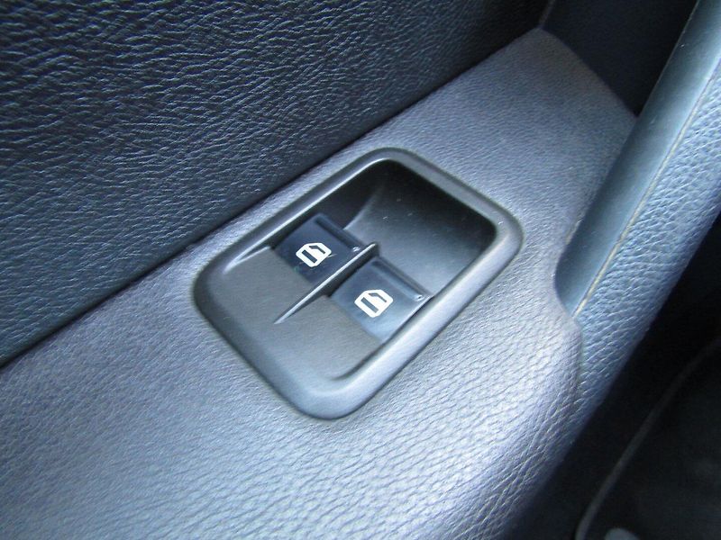 Škoda Yeti (2013) 1.2 TSI 77kW BEZ KOROZE - fotka 28 z 36