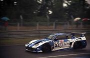 S vozem Lister torm GTS 52 jela trojice Keegan - Chapell - Lees v roce 1995 závod 24 hodin Le Mans.