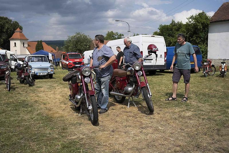 První červencová sobota byla v Rychtářově ve znamení mopedů. Moped rallye ho ovládla s čtyřiadvacátým ročníkem.