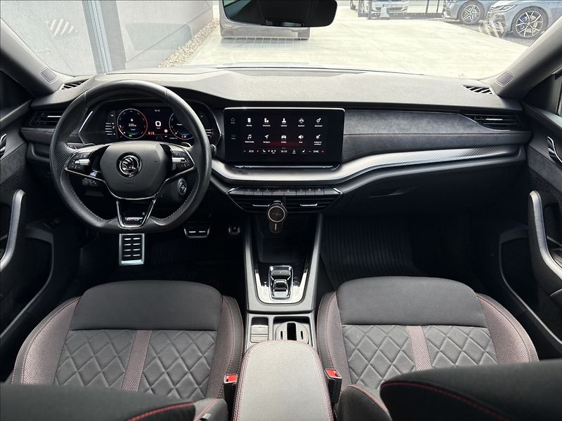 Škoda Octavia 2,0 147 kw RS ČR 1. majitel - fotka 9 z 20