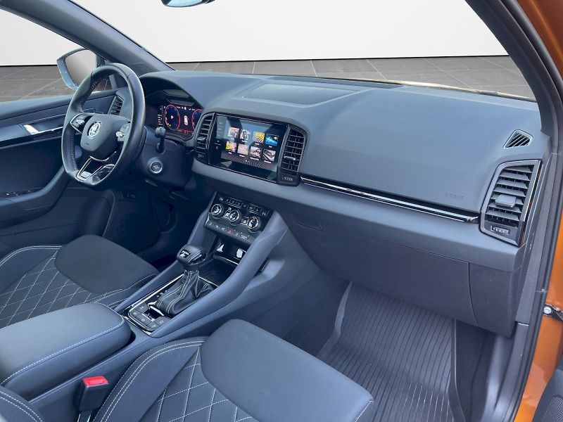 Škoda Karoq (2024) 2.0 TSI 140kW SportLine DSG 4x - fotka 20 z 35
