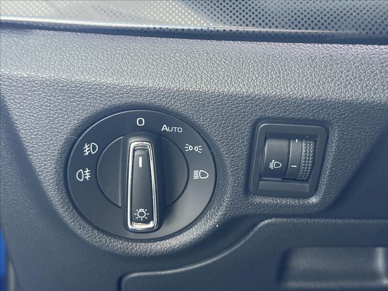 Škoda Scala 1,0   TSI 85kW,SERVISKA,1. MAJ - fotka 11 z 26