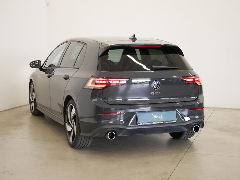 Volkswagen Golf - fotka 7 z 28