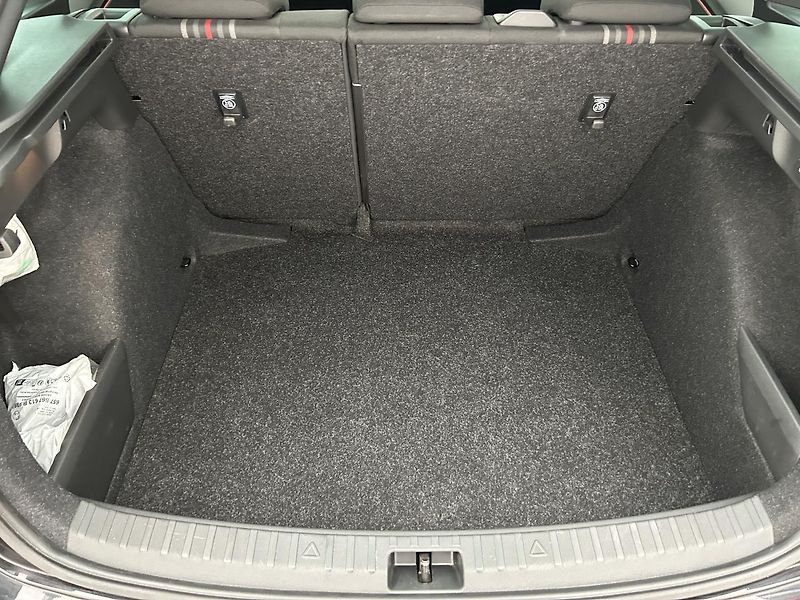 Škoda Scala 1.0 TS Monte Carlo - fotka 23 z 25