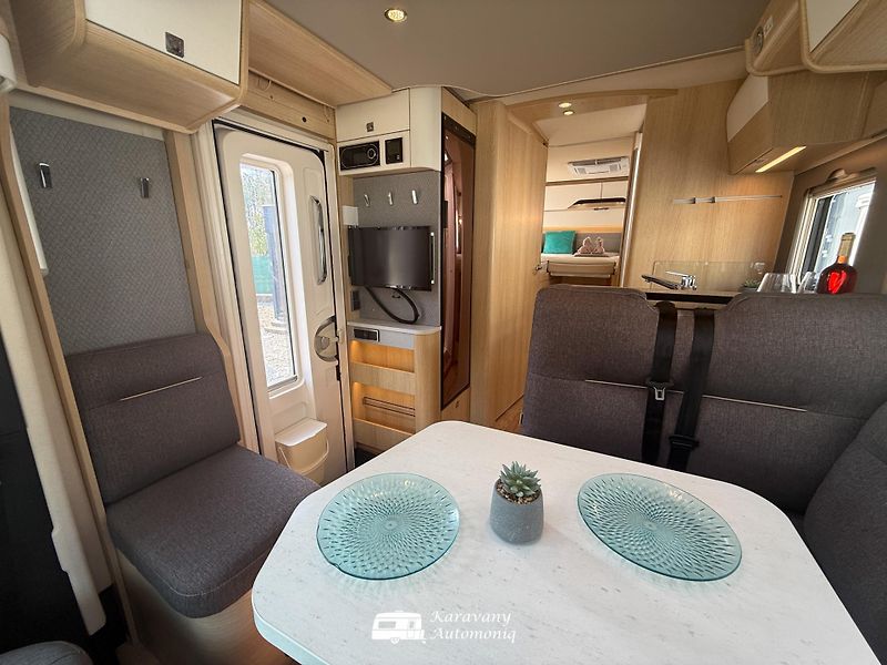 Hymer Ostatní (2019) B680 Mercedes Plná výbava,3,5t - fotka 7 z 34