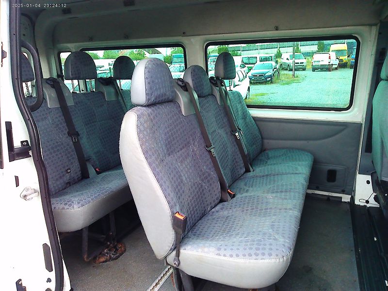 Ford Transit 2.2 TDCi L3H2, 8 míst,nová STK - fotka 13 z 14