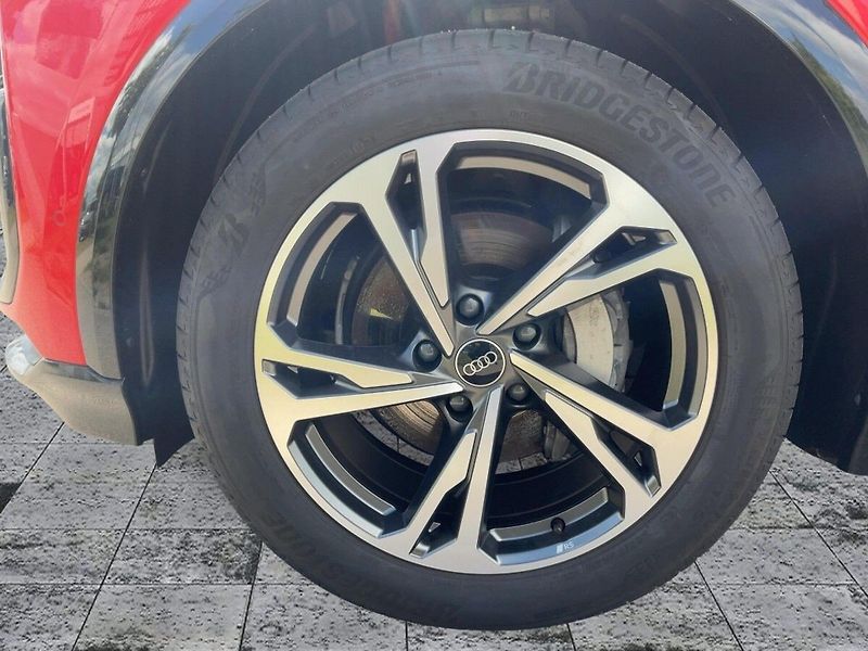 Audi Q6 e-tron 185kW S-Line Matrix 360 Kůže - fotka 7 z 13