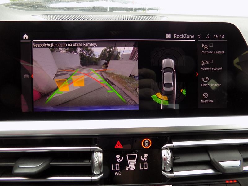 BMW Řada 3 (2020) 320d/xDrive/M-Sport/Full-LED/ - fotka 32 z 47