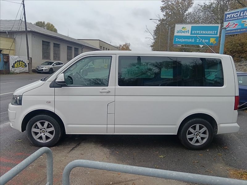Volkswagen Multivan 2,0 TDi  Startline - fotka 6 z 19