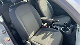 Volkswagen Beetle (2012) 1.2TSI 77kW REZERVOVANO - náhled 18