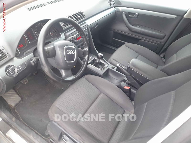Audi A4 (2005) 1.9 TDi, autoAC - fotka 3 z 3