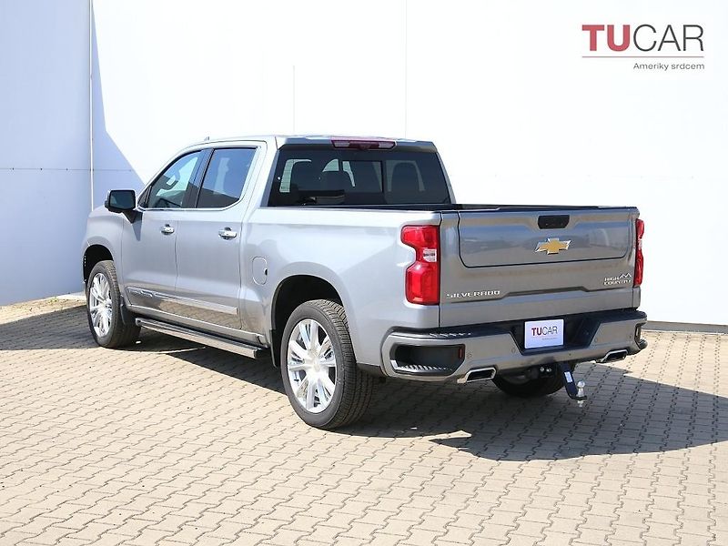 Chevrolet Silverado (2026) High Country 6.2 V8  - fotka 4 z 48