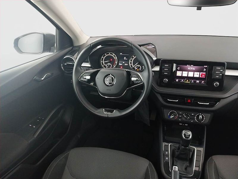 Škoda Fabia (2022) Ambition 1.0, Serv.kniha - fotka 7 z 18