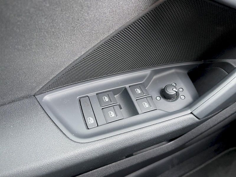 Audi A3 (2023) 30 TFSI 81 kW S-Tronic Basis - fotka 22 z 33