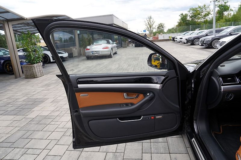 Audi A8 4.2 TDI Long,4x4 Exclusive - fotka 15 z 50