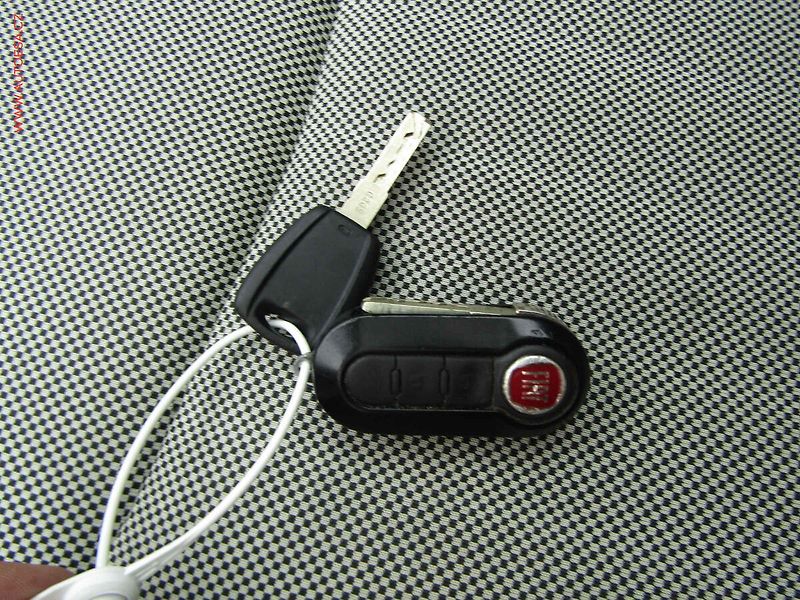Fiat 500 (2012) 1.2, Lounge, panor - fotka 18 z 18