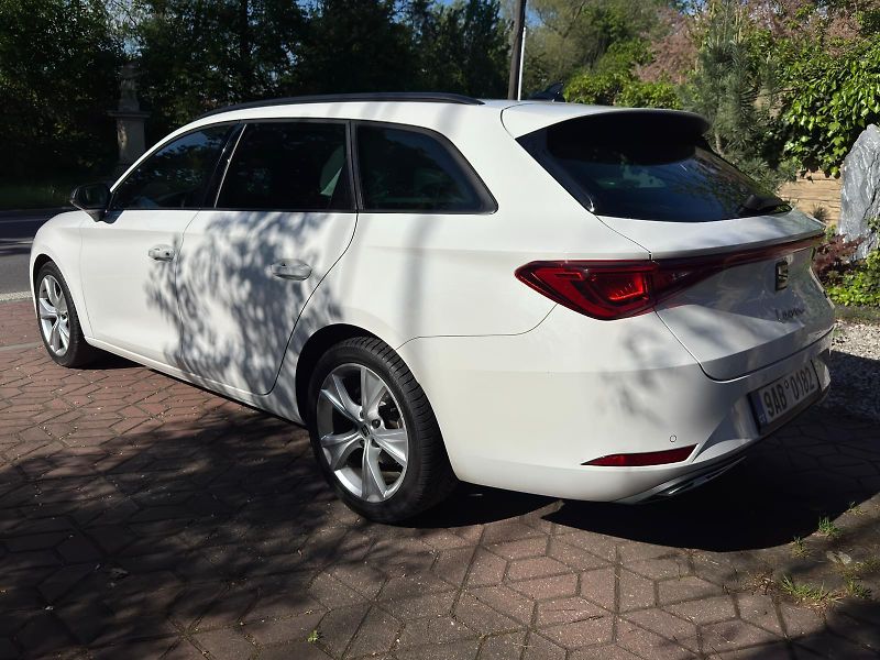 Seat Leon 2.0TDi FR DSG 150k 1.MAJIT. ČR - fotka 4 z 23