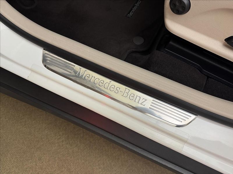 Mercedes-Benz GLC 2,1 OFFR PAK. VZDUCH EXCLUSIVE - fotka 38 z 51