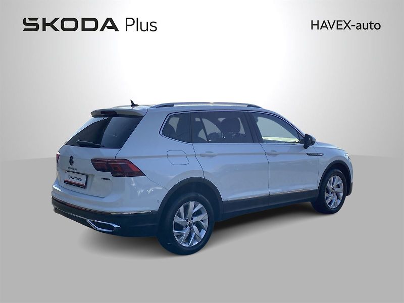 Volkswagen Tiguan (2022) 2.0 TDI 4Motion DSG - fotka 2 z 33