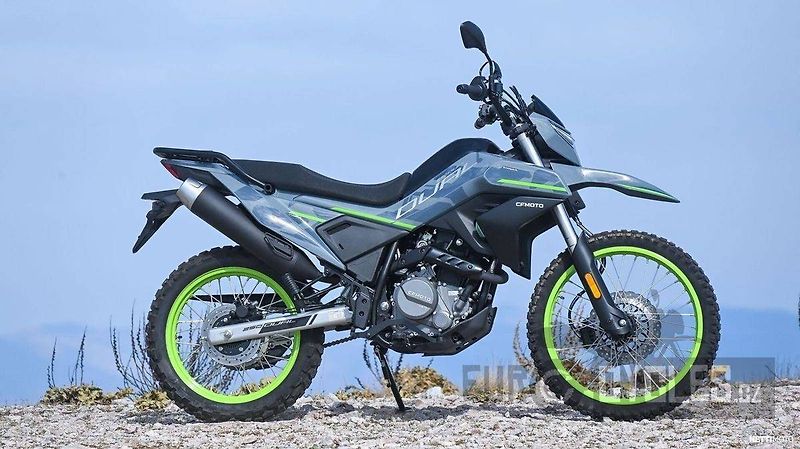 CFMOTO (2026) 250 Dual Sport - fotka 10 z 20