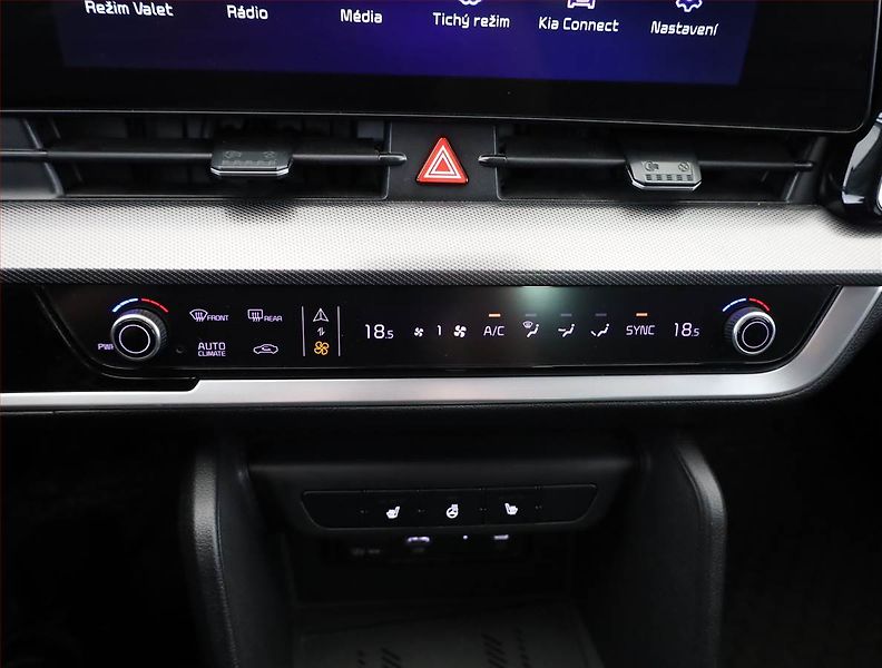 Kia Sportage (2022) 1.6 T-GDI - fotka 10 z 21