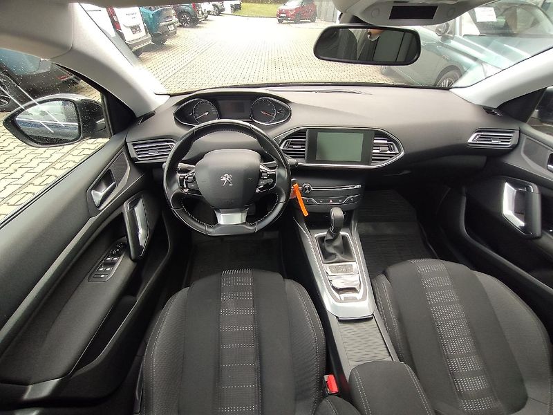 Peugeot 308 (2016) SW ALLURE 1.6 HDI AUT6 zimáky - fotka 2 z 27