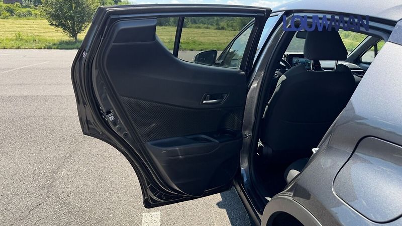 Toyota C-HR 1.8L HEV CVT  Style - fotka 14 z 21