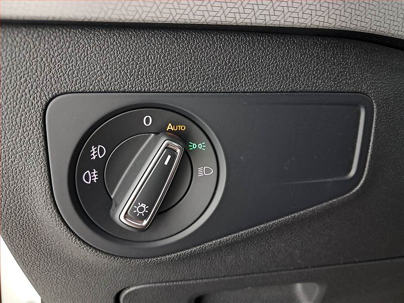 Škoda Enyaq (2021) 60 (62 kWh), SoH 92% - fotka 17 z 26