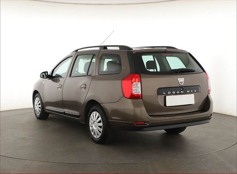 Dacia Logan (2018) 1.0 SCe, Serv.kniha - fotka 4 z 12
