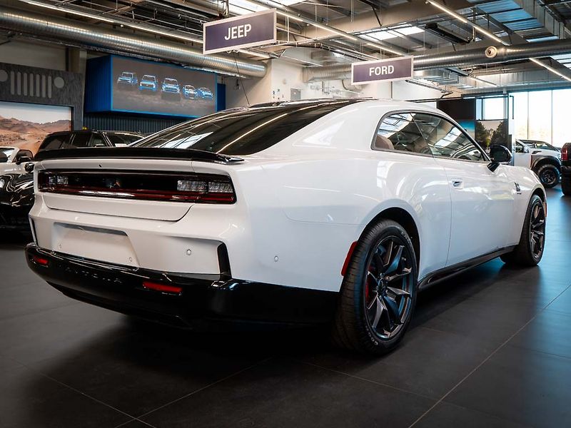 Dodge Charger (2024) 0.0 Daytona Scat Pack 670HP - fotka 8 z 41