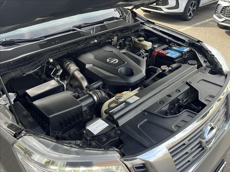 Nissan Navara 2,3 dCi  Tekna NP300 AT - fotka 29 z 39
